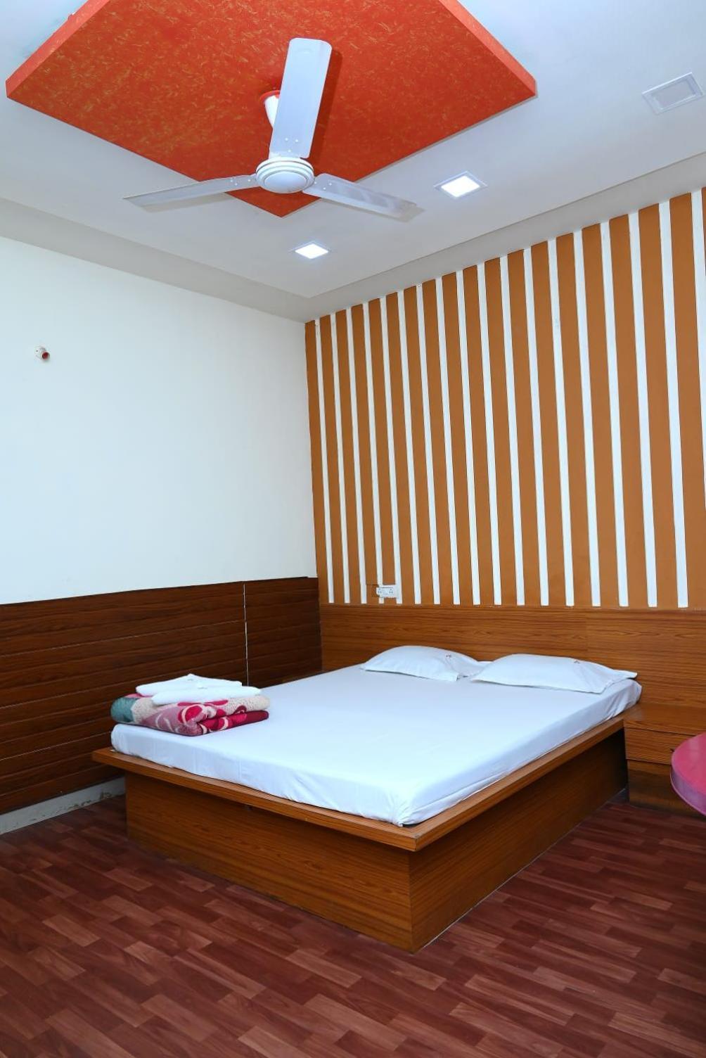 P P Lodging Mangvadi 외부 사진