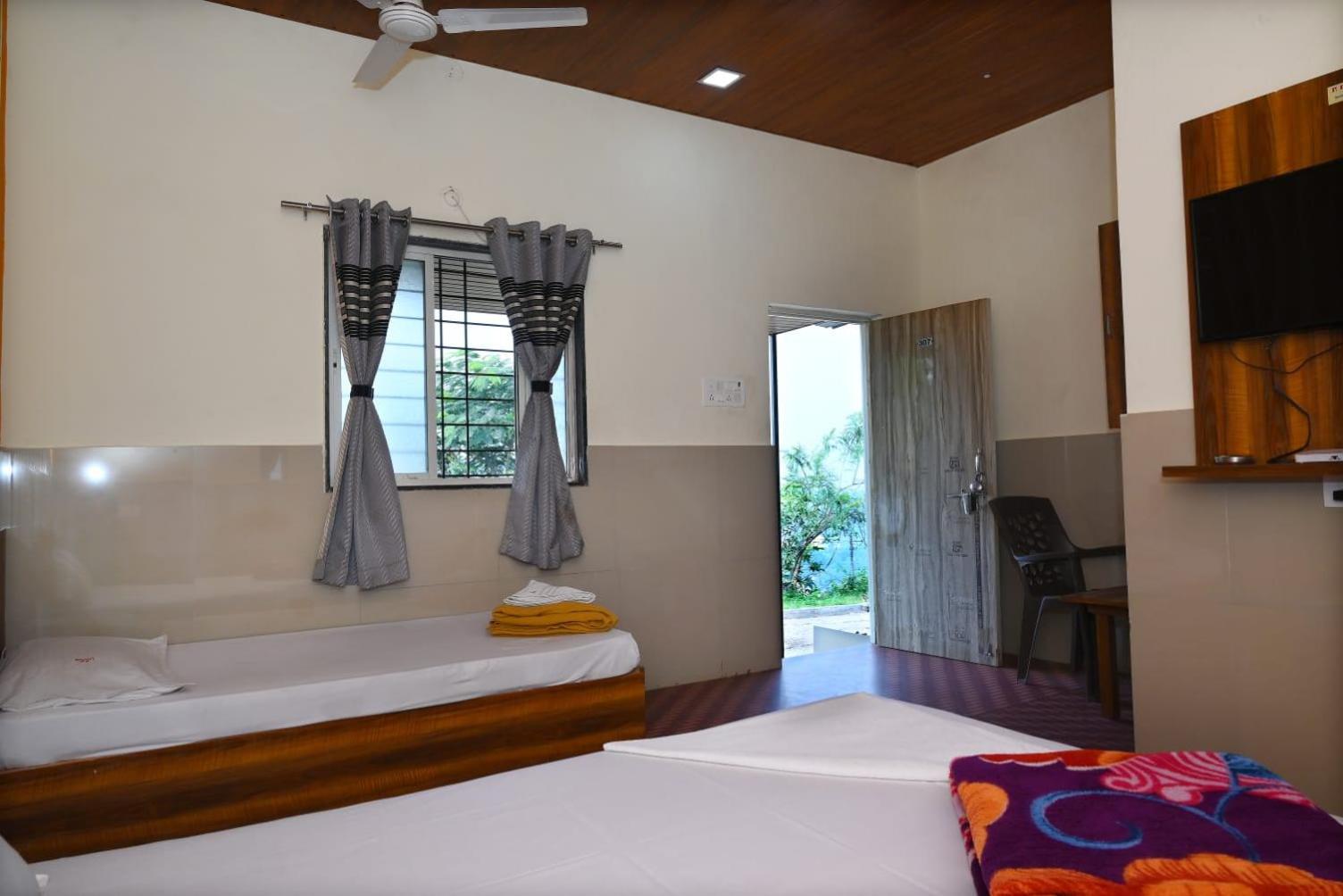 P P Lodging Mangvadi 외부 사진