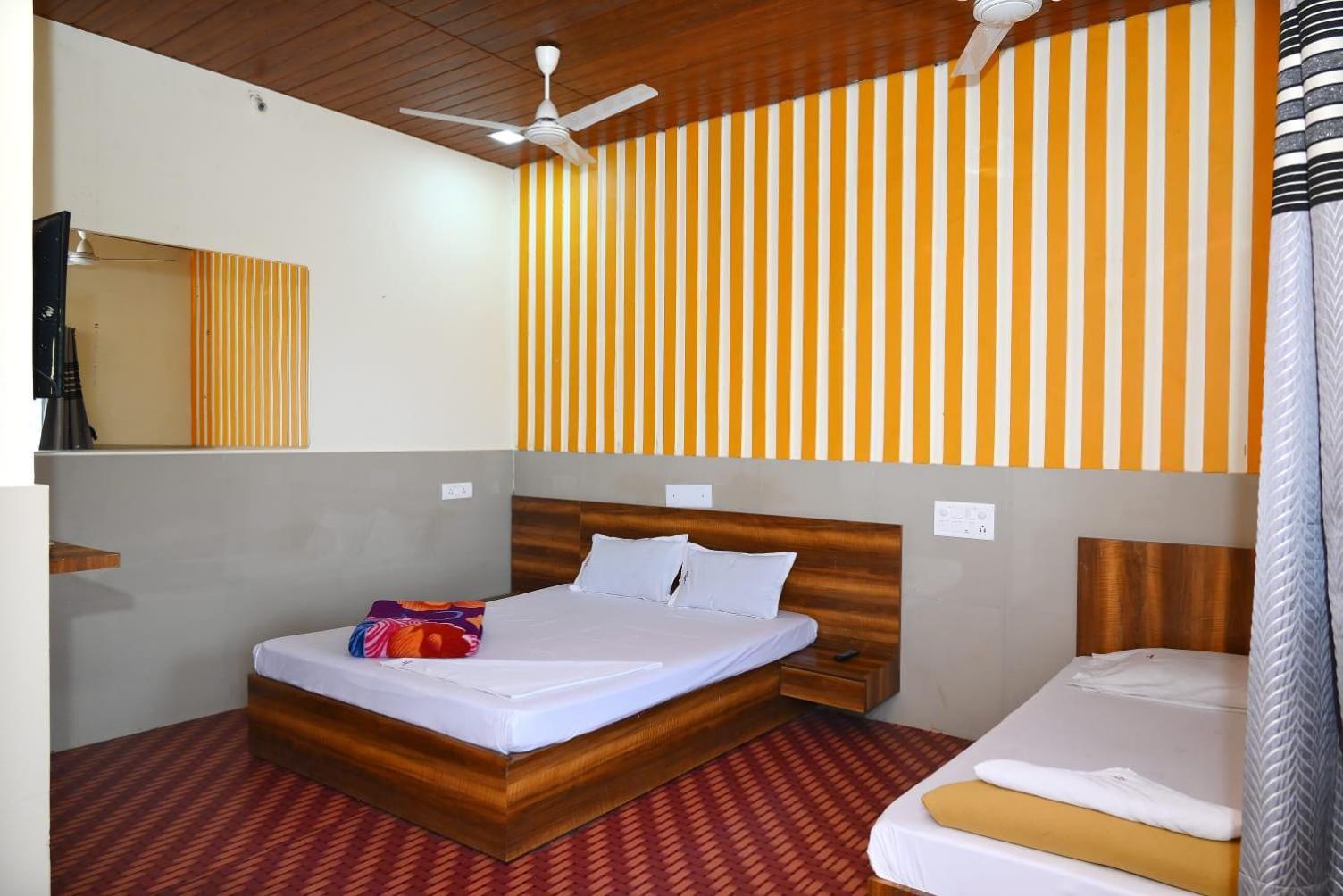 P P Lodging Mangvadi 외부 사진